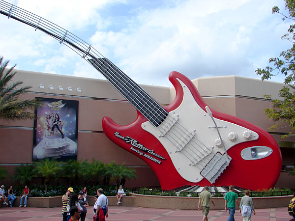 Atracciones de Disney Hollywood Studios: Montaña rusa Rock 'n' Roller Coaster