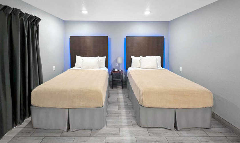 2 habitaciones para 8 personas en Celebration Suites, Orlando