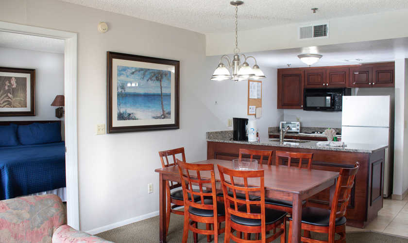 2 habitaciones para 6 personas en Parc Corniche Condominium Suite Hotel, Orlando